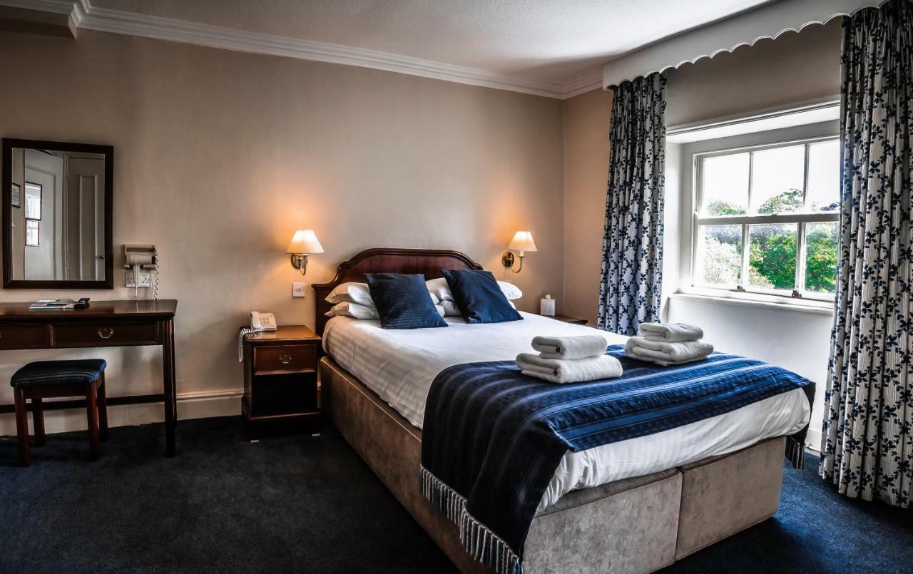 The Royal Hotel Llangollen Kültér fotó